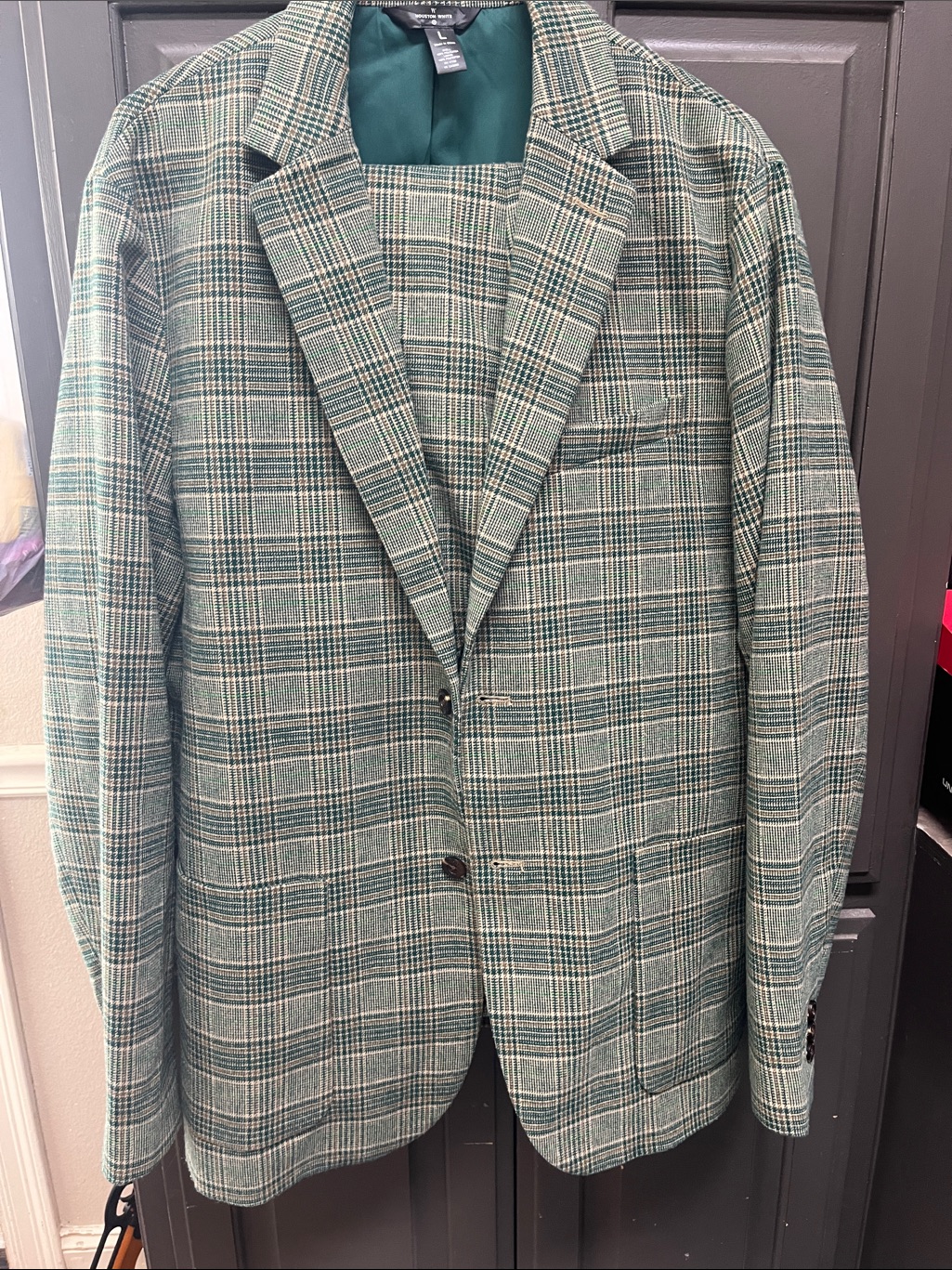 Houston White Suit